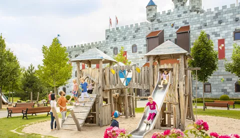 Village de vacances LEGOLAND® -  Châteaux forts - chateau du dragon - Aire de jeux