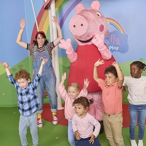 Peppa Pig Merlin Day2 06 Funtime Show 0271 500X888