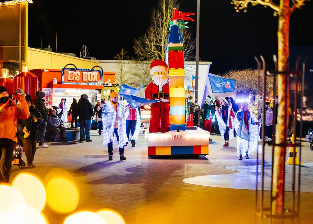 LEGOLAND Winter Parade 01