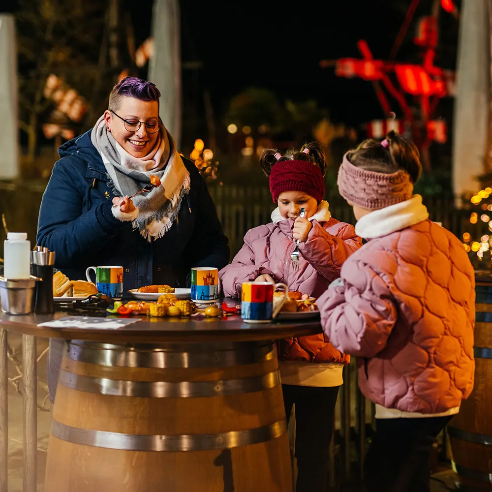 Wintergrillen am Grillfass im WInterWonder LEGOLAND
