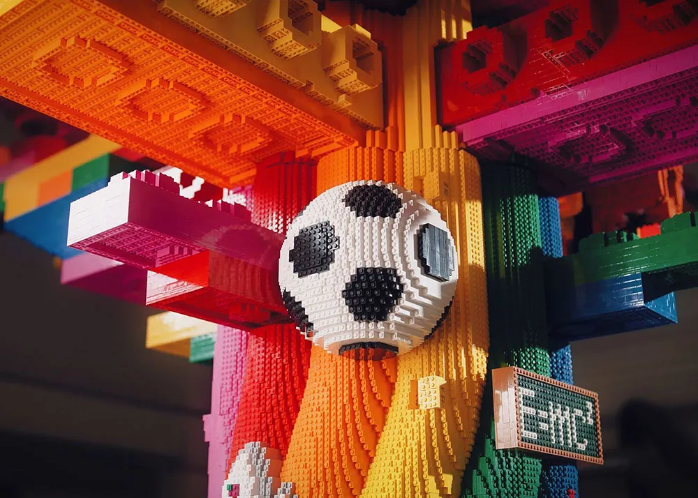 LEGOLAND Tree Of Creativity 04