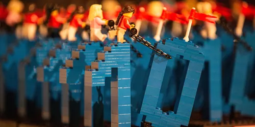02 LLD Jubilarfeier In Der Jubiläumssaison LEGO Modelle Kleiner
