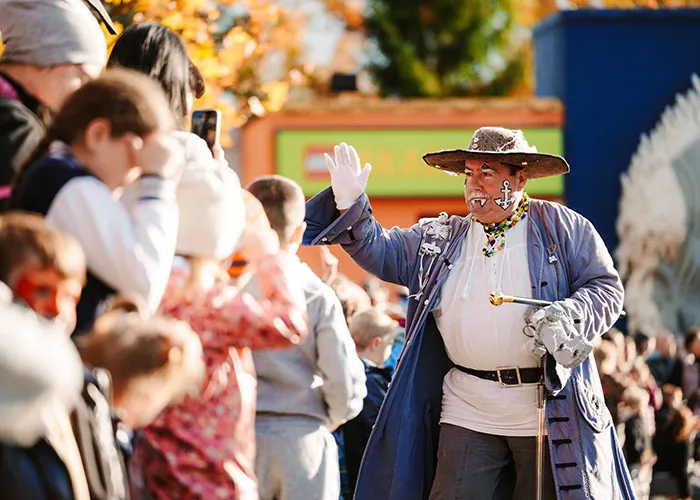 LEGOLAND Halloween Parade 07